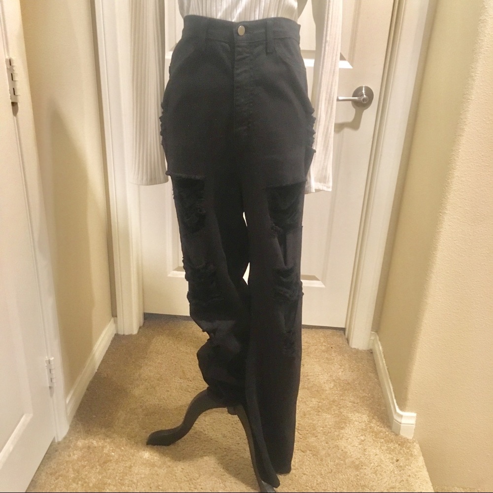 High Waisted Distressed Jeans